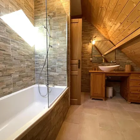 Holiday home Au Calme A Coarraze, Ideal Randos Et Soirees Entre Amis